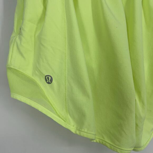 Lululemon Hotty Hot Short II 3.5" Electric Lemon Size 4 - Picture 6 of 11
